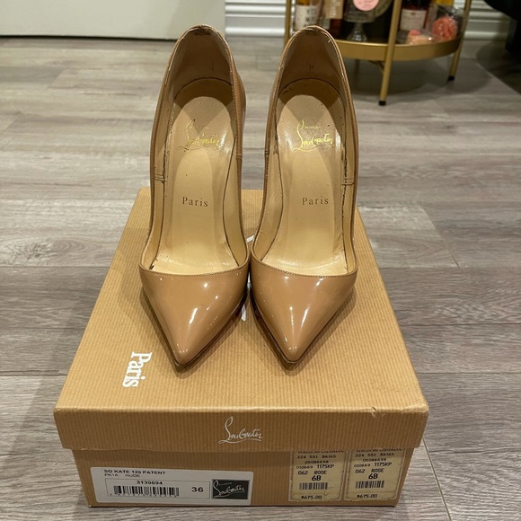 Christian Louboutin Shoes - Christian Louboutin SO KATE Pumps